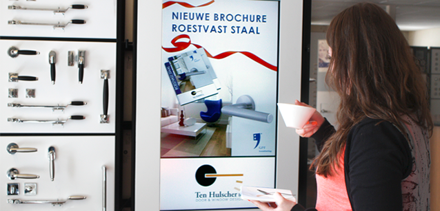 blog-digital-signage-showroom